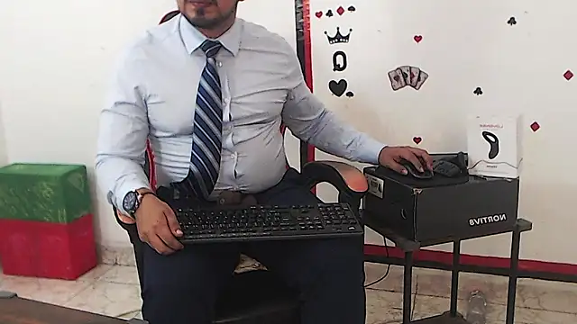 KalethBigDick live sex cam