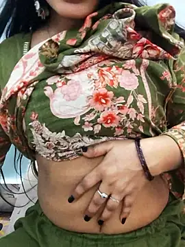 Sania-Love live sex cam