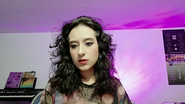 atenea_dragon__'s cam snapshot