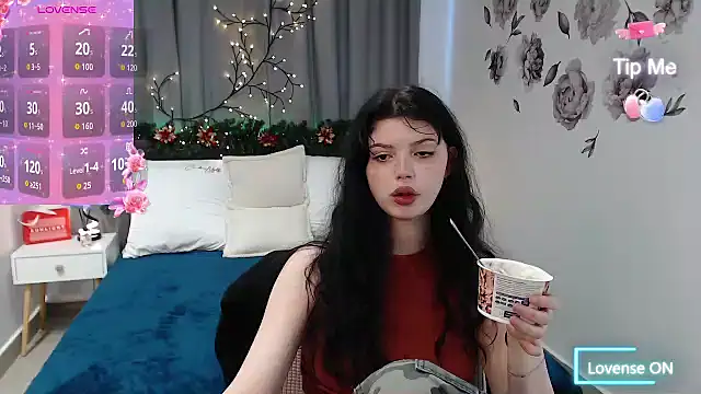 MileyRood's cam snapshot