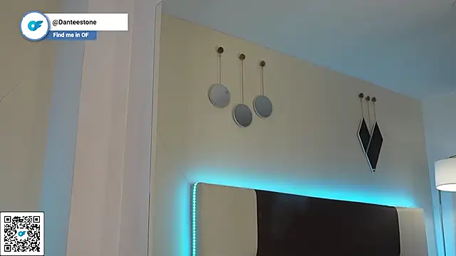DanteeStone live sex cam