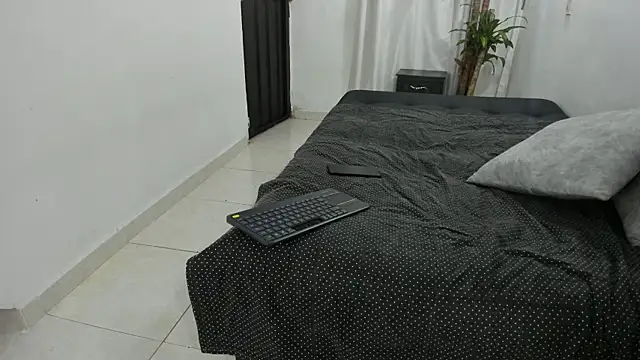 Lia-y-felipe live sex cam