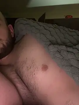 LuckyGirlfriends live sex cam