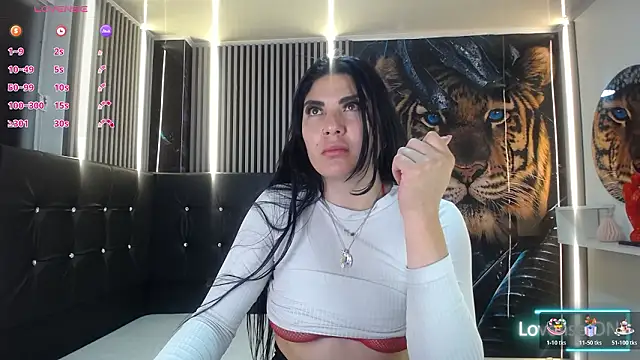 --Aysha's cam snapshot