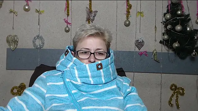 EmiliaGree's cam snapshot