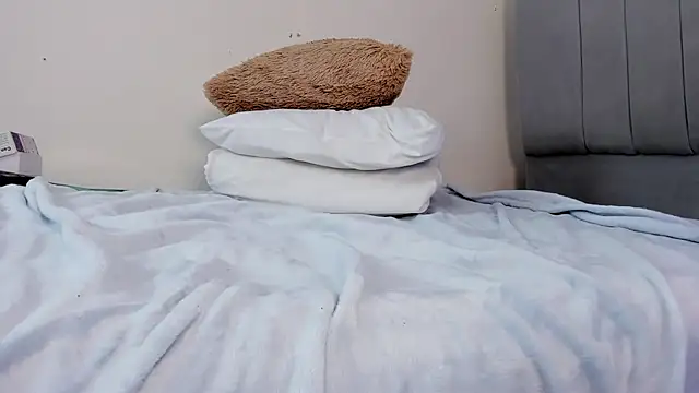 biancaa_18's cam snapshot