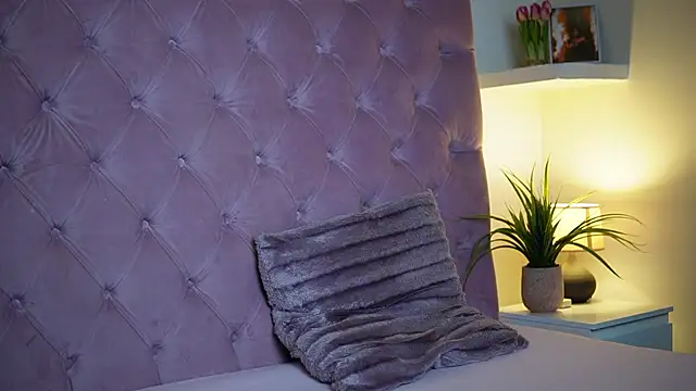 MaiaMini live sex cam