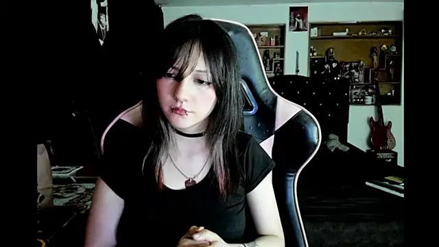 Maki_Zein_'s cam snapshot