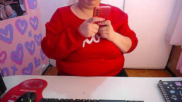 kattybbwbigboobs_'s cam snapshot