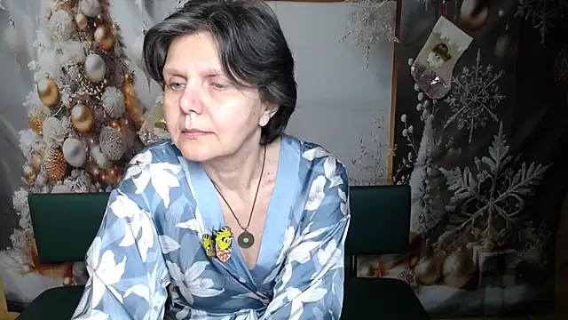 LunaDobra live sex cam