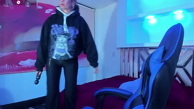 kittymiauu444's cam snapshot