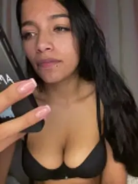 AgathaGeorgiou live sex cam