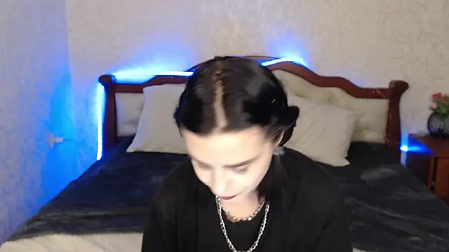 ShyyMariaa live sex cam