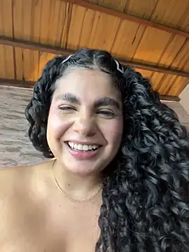 Yassy_vazquez live sex cam