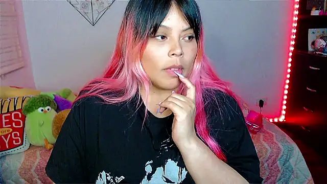 EllieMoonX live sex cam