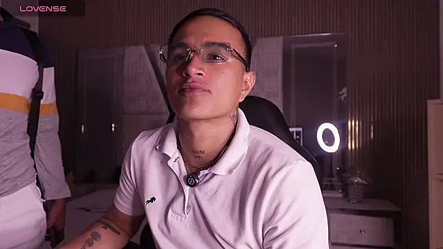 LiamDeep live sex cam