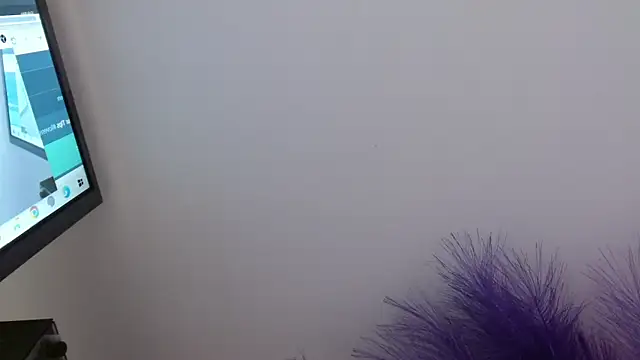 Queen_Rousee's cam snapshot