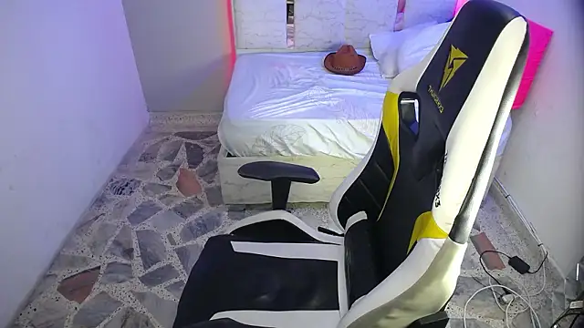 Little_bubu live sex cam