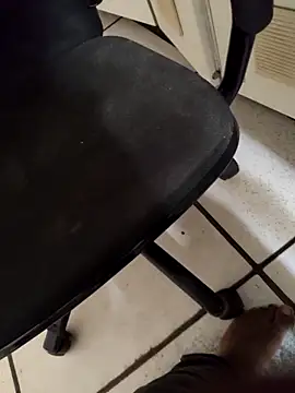 Bnglrmallu_aachujos's cam snapshot