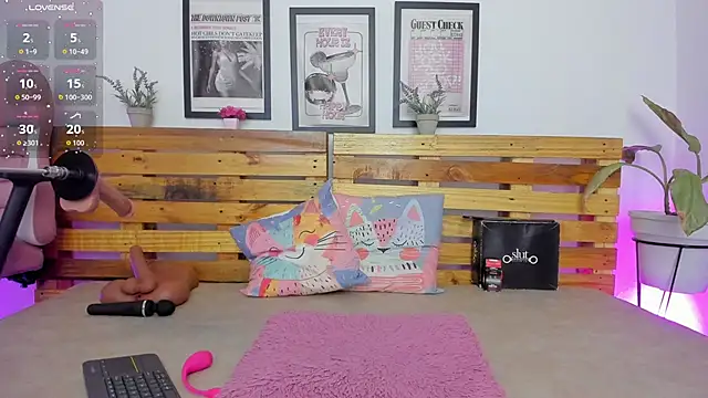 Alisson_Boobs_'s cam snapshot