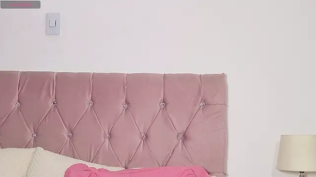 katrinaclarks's cam snapshot