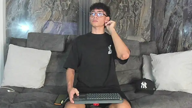 Daviid_laidd live sex cam