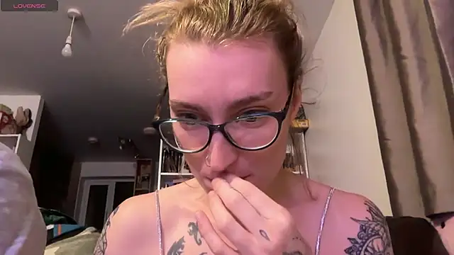 harleyblair live sex cam