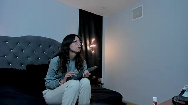 AnnieAndLeandro's cam snapshot