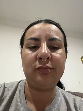 Abril_Luv live sex cam