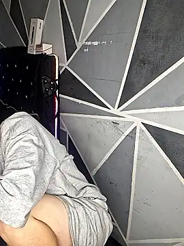 megan_cr's cam snapshot