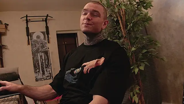 bulatov_xx live sex cam