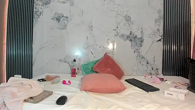 Mia_Duarte1's cam snapshot