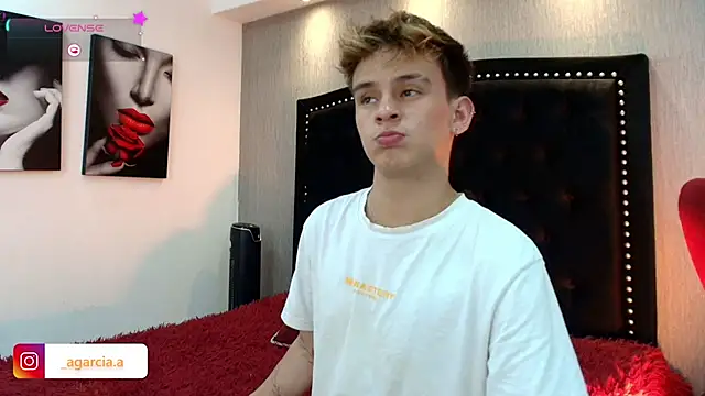 LiamWildx20 live sex cam