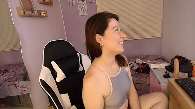 luna_desiree live sex cam