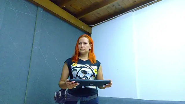 Britney_taylor_'s cam snapshot