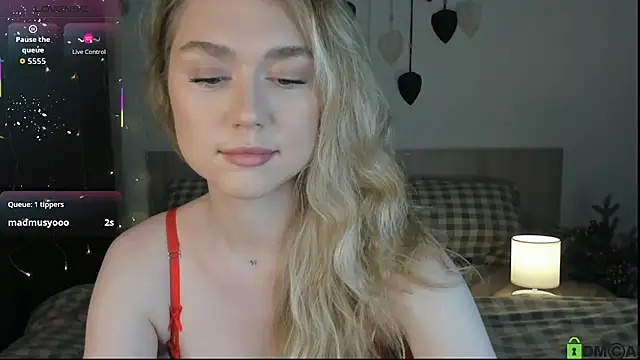 TheVanessaMaes live sex cam