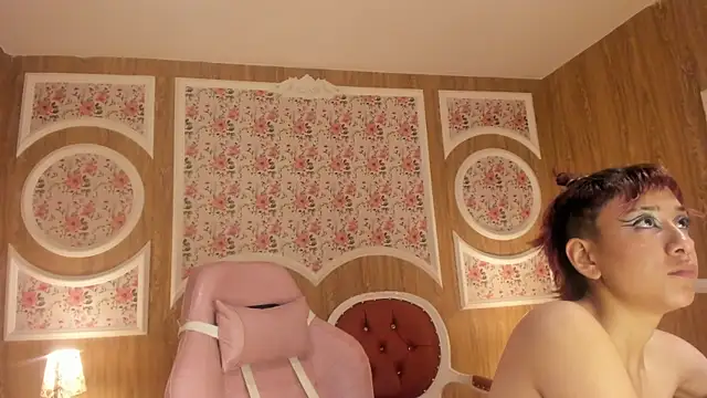 sweetkinkykloe live sex cam