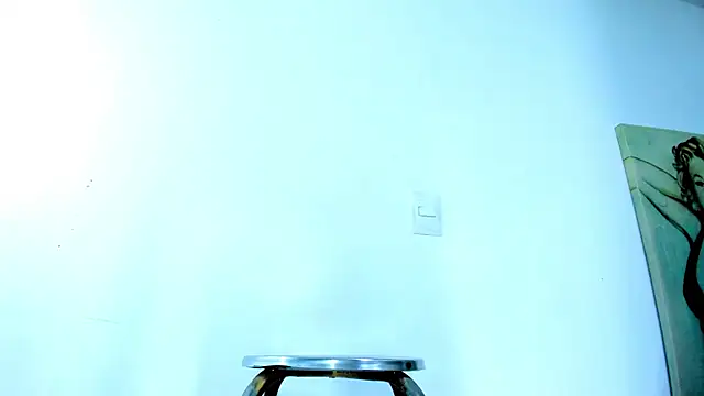 Natzuki_1 live sex cam