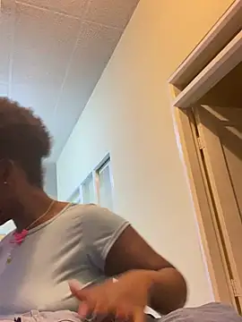 ZahhyGrey live sex cam