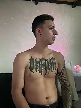 aliensexy live sex cam