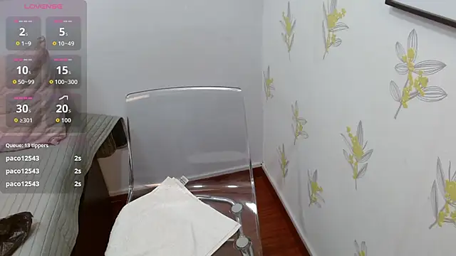 Rosalie_Durand's cam snapshot