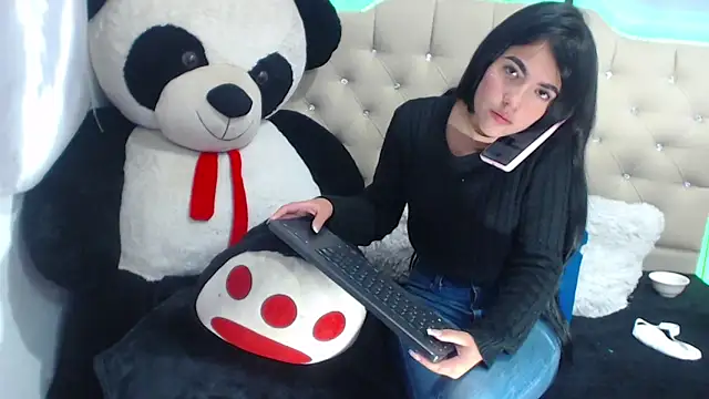 eimyy_rouse live sex cam