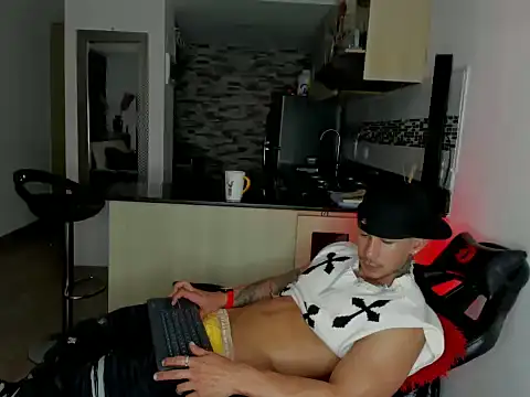 Dammianmiller live sex cam