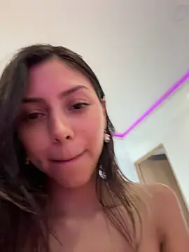 MissBecka_ live sex cam