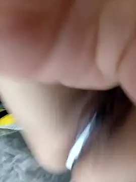 Squirtkat live sex cam