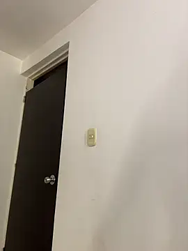 LAURA_VANESA's cam snapshot