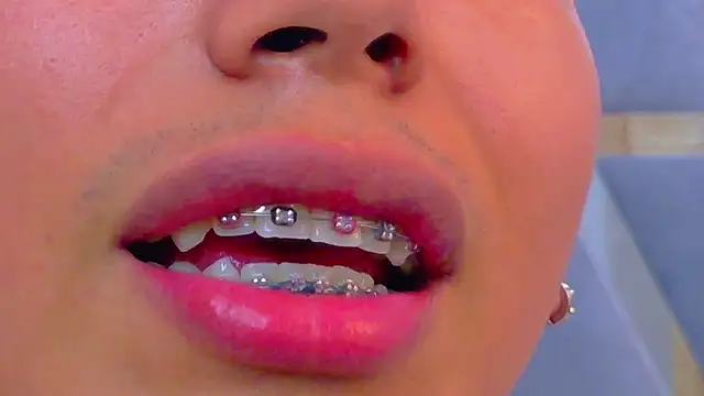 Scook_Gray_'s cam snapshot