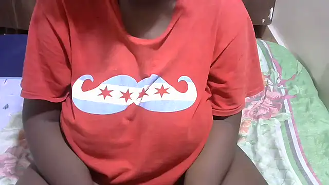 HoneyExtasyXo_'s cam snapshot