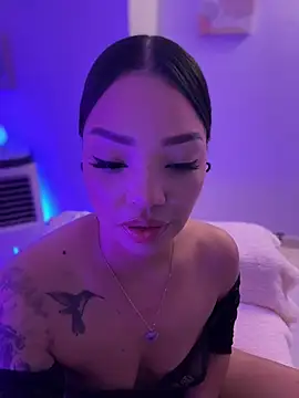 JennLeMoka's cam snapshot