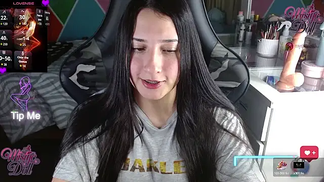 Mysticdooll69's cam snapshot